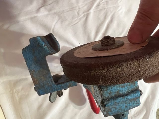 Esmeril manual ,afilador ,piedra afilar