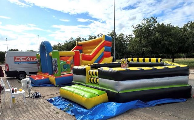 Alquiler Castillos hinchables barredora