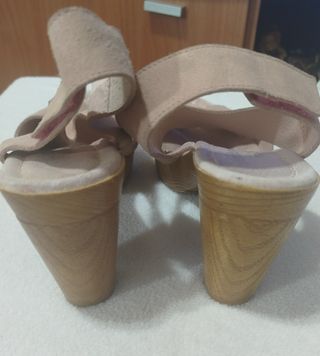 Sandalias tacón de piel