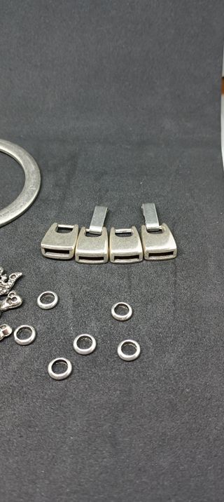 Abalorios para pulseras, collares..