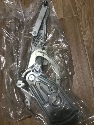 Elevalunas derecho megane 3