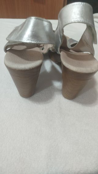 Sandalias de piel