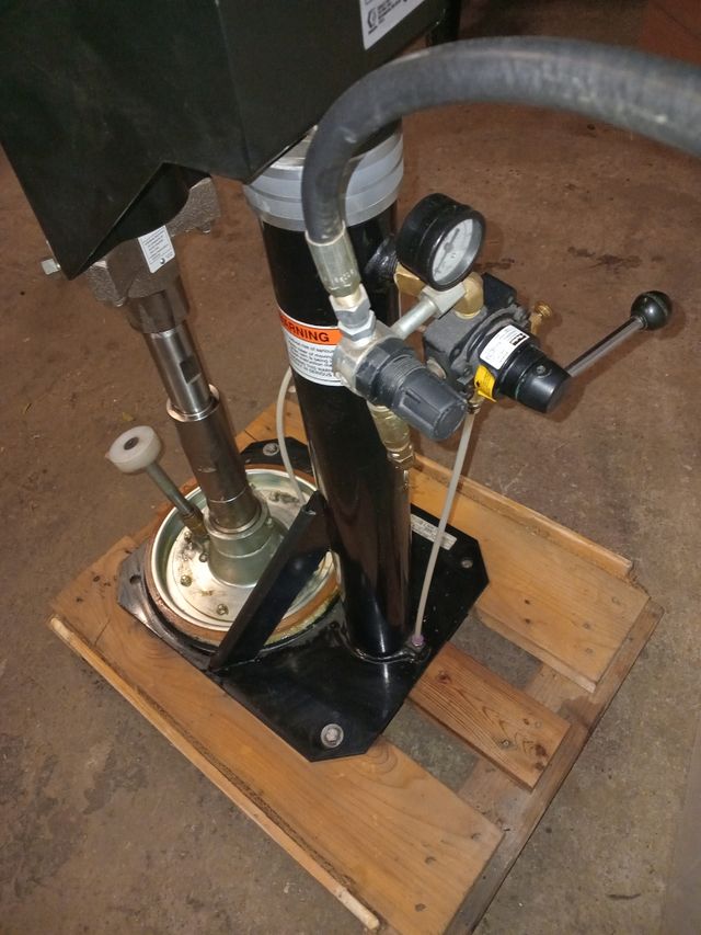 Engrasadora  Graco Monark