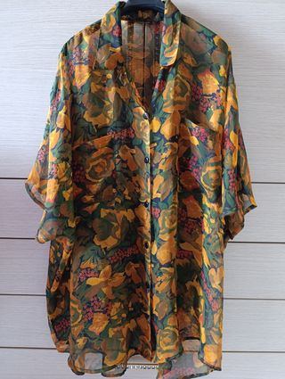 Blusa motivo floreale