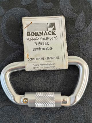 Mosquetão de escalada com bloqueio