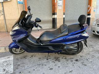 Vendo yamaha majesty 400