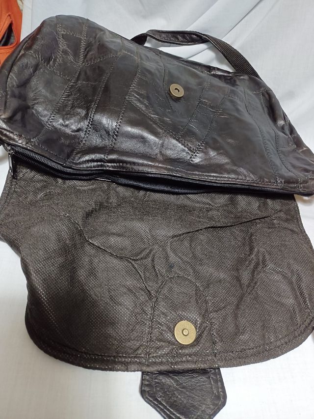 Bolso grande de piel vintage