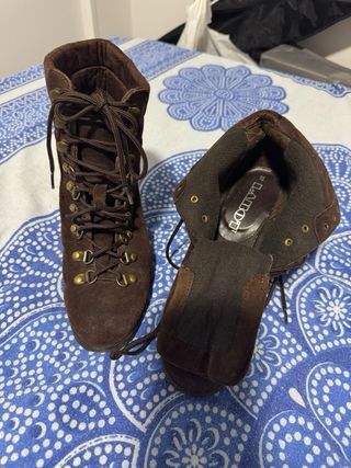 Botines de cordones
