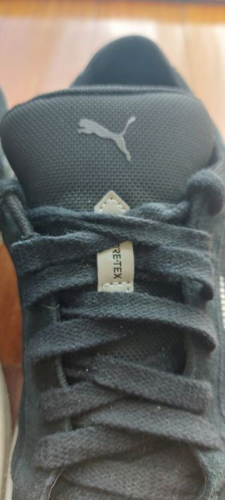 Puma goretex 44. Impermeables