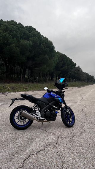 YAMAHA MT 125  2022