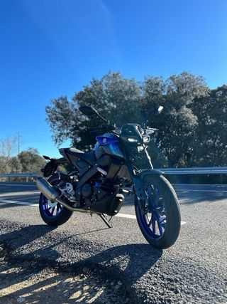 YAMAHA MT 125  2022