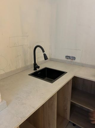 MARMOLISTA ENCIMERAS BAÑO Y COCINA