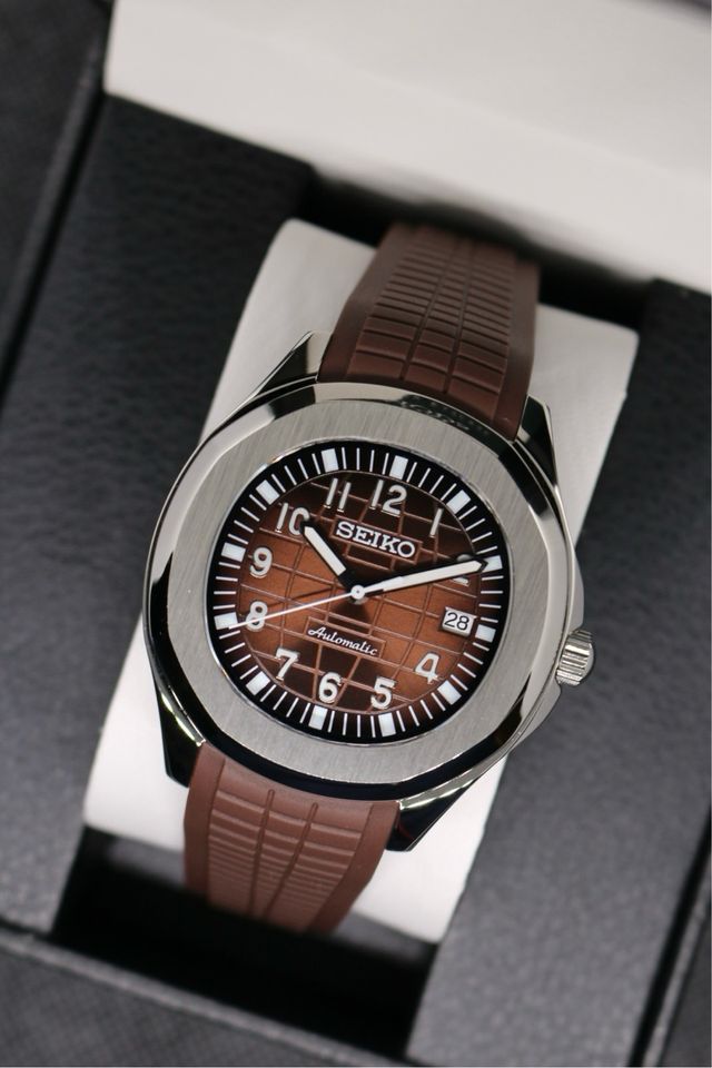 Mod Aquanaut brown