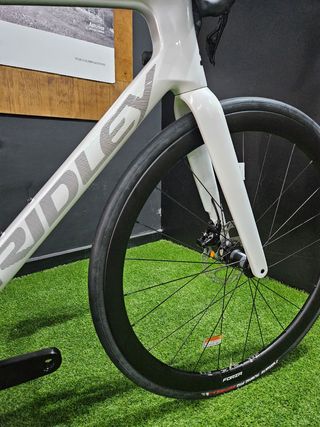 Ridley falcn 105 di2 blanca