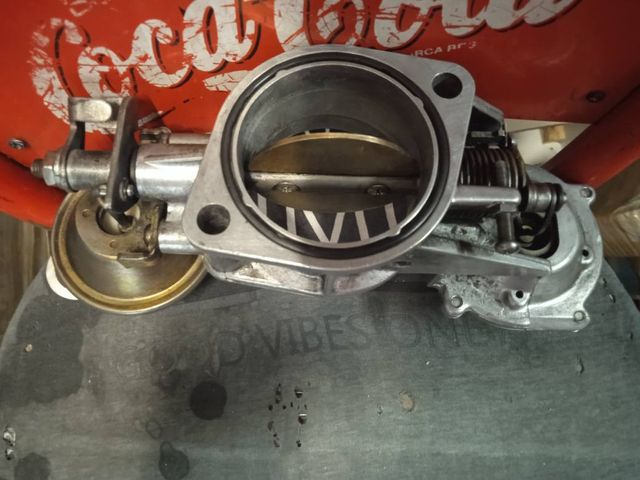 Caja de Mariposas - Mitsubishi Montero 3.2 - DI-D