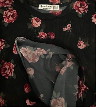 Camiseta semitransparente Stradivarius