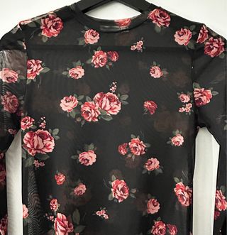 Camiseta semitransparente Stradivarius