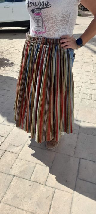 Falda traje mujer campesina