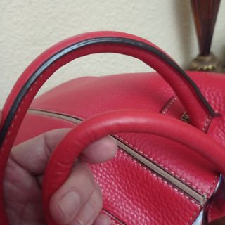 Bolso rojo de piel GLORIA Ortiz en perfecto estado