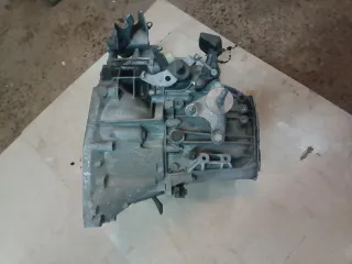 Cambio 2.0 hdi 150 CV AHX