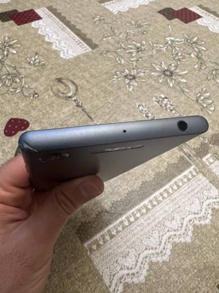 Sony Xperia XZ1 da 64 GB. Snapdragon 