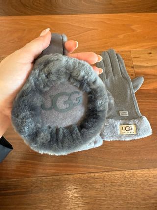 Orejeras y guantes Ugg