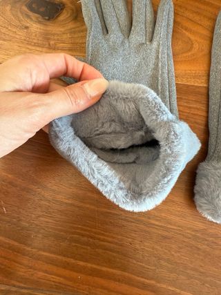 Orejeras y guantes Ugg