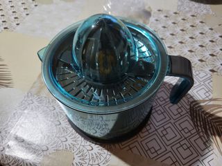 Exprimidor eléctrico