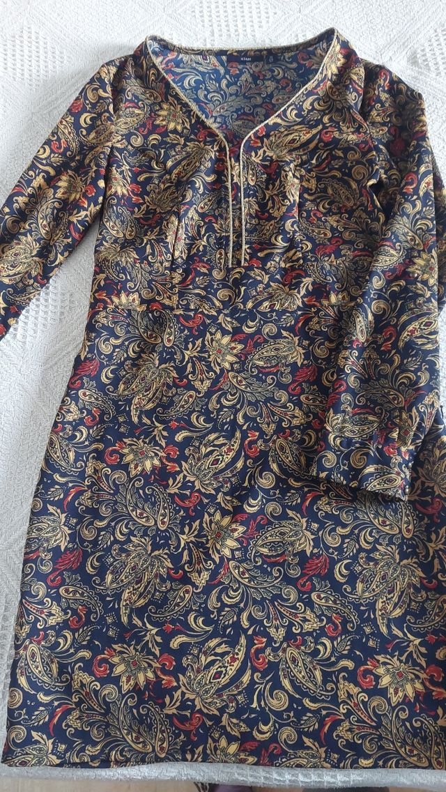 Vestido camisero muy bonito, talla 34-36