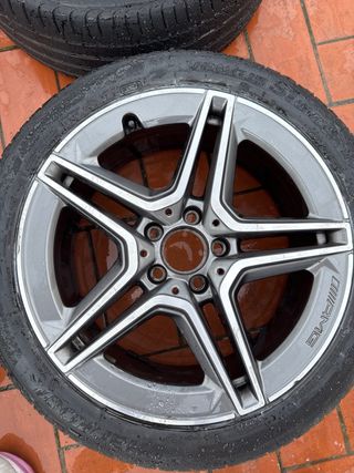 Ruedas y llantas 18 amg