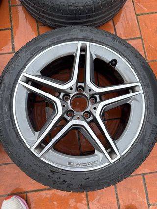 Ruedas y llantas 18 amg
