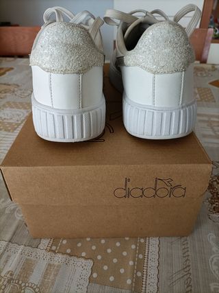 Scarpe da ginnastica Diadora numero 38 