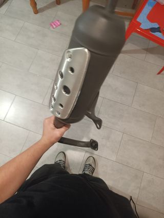 Tubo escape de moto Piaggio