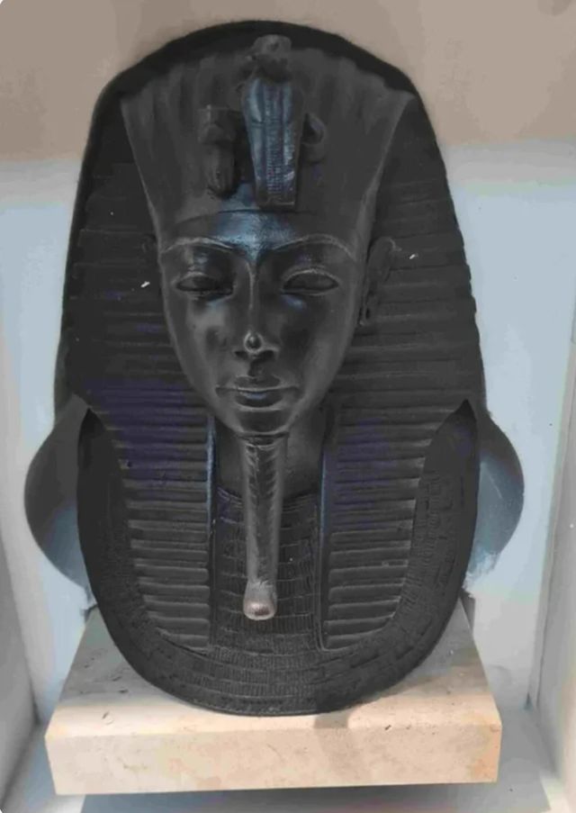 MASCARA DE TUTANKHAMON SKEL DE BRONCE NUMERADA