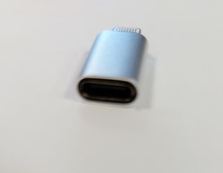 Adaptador IPhone puerto USB