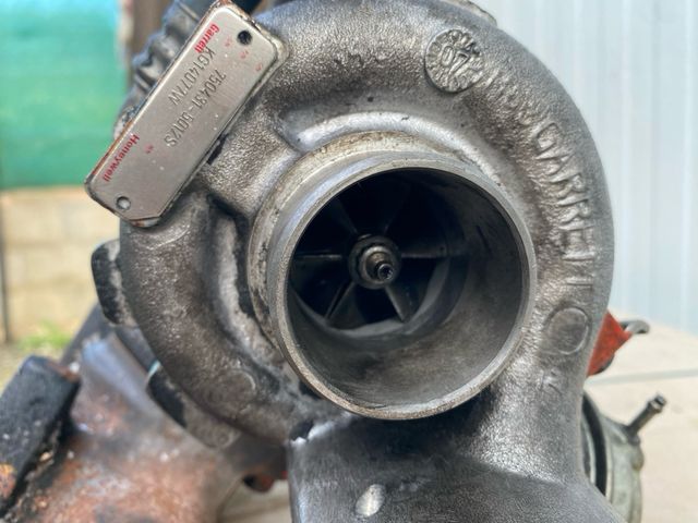 Se vende turbo de BMW 320D 150cv