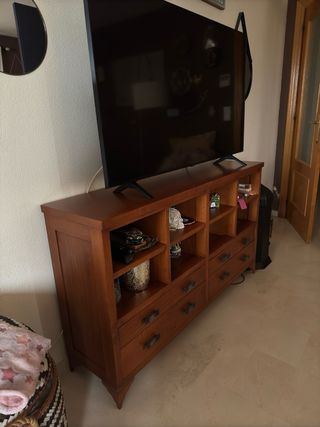 aparador o mueble televisión madera maciza