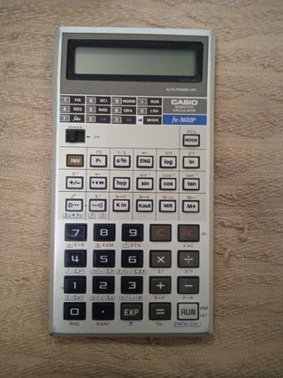 ANTIGUA CALCULADORA CIENTÍFICA MARCA CASIO FX3600P