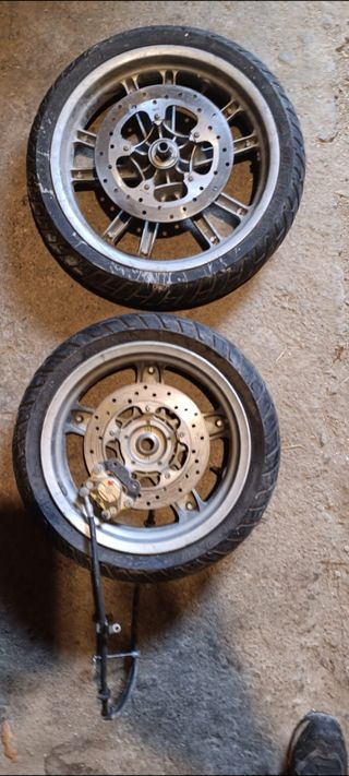 Ruedas Piaggio Beverly 125