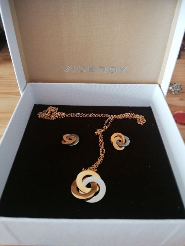 Juego Viceroy pendientes y colgante