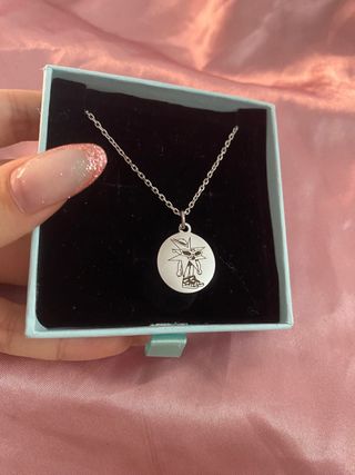 Collar plateado estrella mora