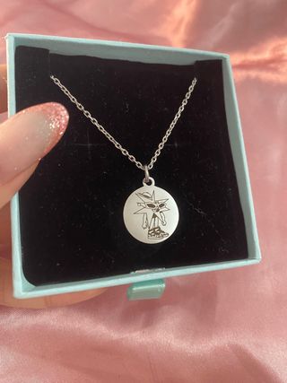 Collar plateado estrella mora