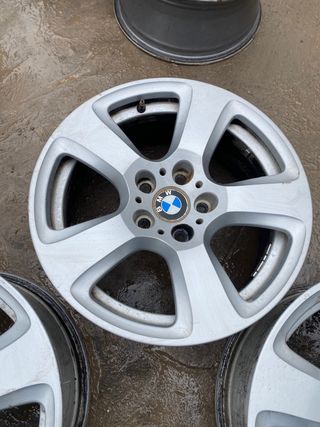 Juego llantas bmw 17” originales