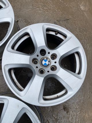 Juego llantas bmw 17” originales