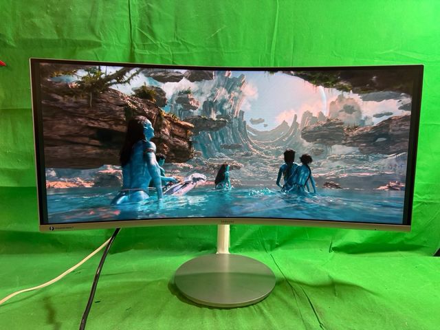 Monitor curvo Samsung QLED 34» C34J791WTU