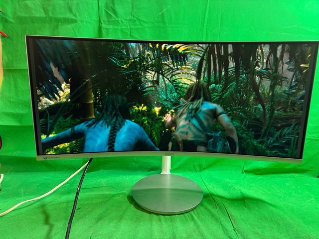Monitor curvo Samsung QLED 34» C34J791WTU