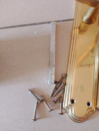 6 Manillas doradas de puerta