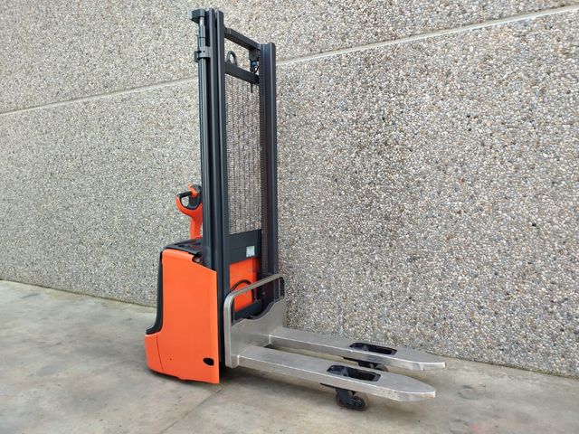 Apilador eléctrico Linde L12I