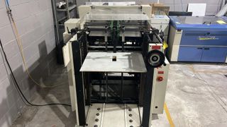 Perforadora Automática Yosan