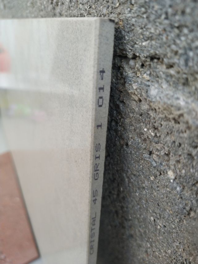 Pavimento porcelánico pulido rectificado